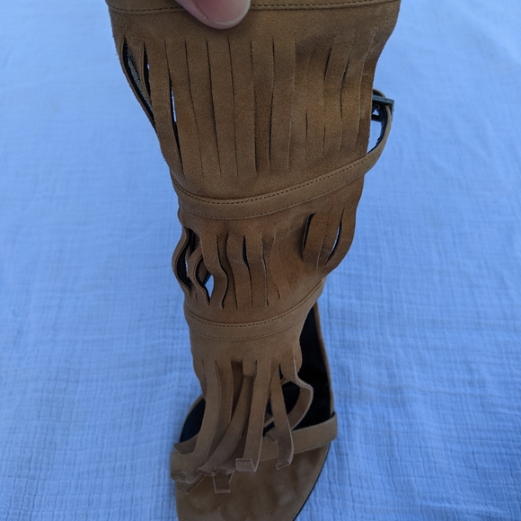 *** Gucci Suede Gladiator Fringe Becky Sandals Heels - Picture 4 of 16